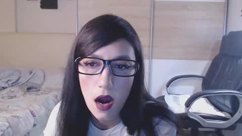 Snapshot of alycetn chatting on February 20, 11:53 am Alice online show from February 20, 11:53 am