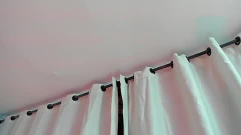 Snapshot of alys_baker chatting on January 22, 2:48 am Alys online show from January 22, 2:48 am