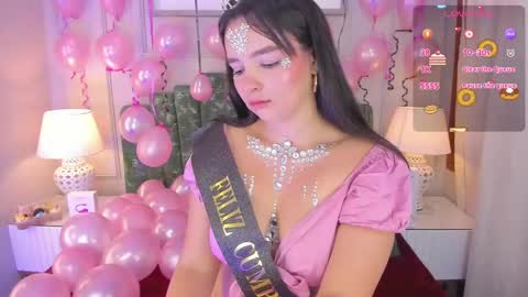 Snapshot of alys_baker chatting on January 19, 3:29 am Alys online show from January 19, 3:29 am