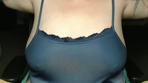 Snapshot of alyss_skye28 chatting on October 4, 1:22 am Alyss Skye online show from October 4, 1:22 am