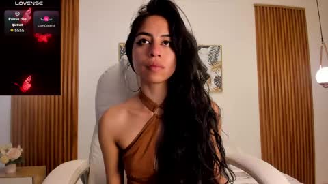 alyssabeauty_ online show from April 12, 9:06 pm