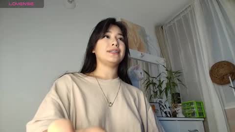 Snapshot of alyssia_wolds_1 chatting on February 20, 11:32 pm alyssia wolds online show from February 20, 11:32 pm
