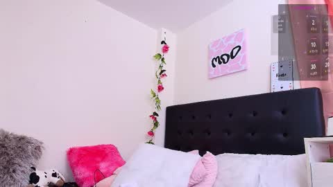 Isabella online show from October 2, 6:57 pm