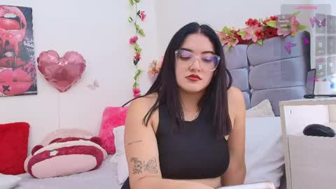 Isabella online show from April 18, 7:58 pm