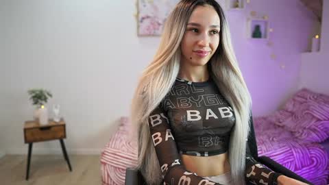 Snapshot of amai__liu chatting on January 18, 7:37 pm Amai Liu online show from January 18, 7:37 pm