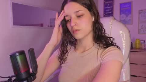 Snapshot of amaia_daniells chatting on October 13, 3:42 am B I A N C A online show from October 13, 3:42 am