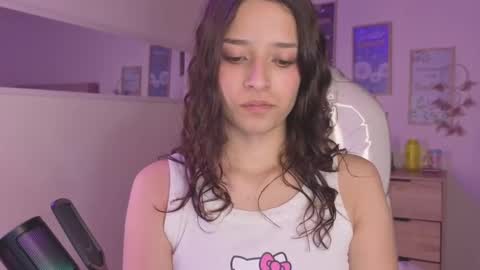 Snapshot of amaia_daniells chatting on October 3, 4:06 am B I A N C A online show from October 3, 4:06 am