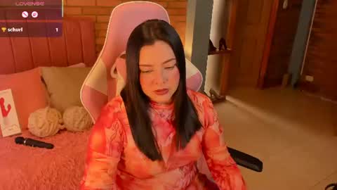 Hi Im AmaiaHelp me reach 100 likes online show from July 20, 7:25 pm