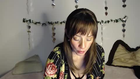 Snapshot of amalett chatting on February 27, 10:04 am Amalett online show from February 27, 10:04 am