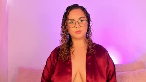 Snapshot of amalia_bennet chatting on September 13, 4:26 pm amalia bennet online show from September 13, 4:26 pm