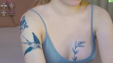 Amalia online show from February 19, 1:32 pm