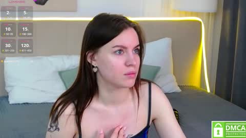 Amalia online show from October 4, 1:50 pm