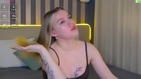 Amalia online show from March 27, 1:12 pm