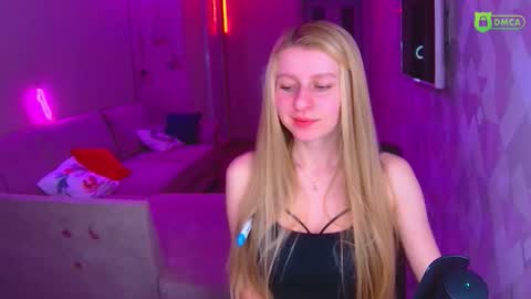 Amalia online show from February 6, 3:37 pm