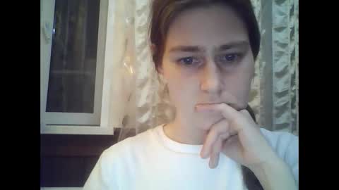 Dog mama online show from April 11, 9:18 pm