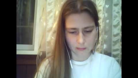 Dog mama online show from April 4, 8:51 pm