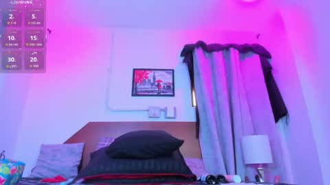amanda29_ online show from June 5, 7:09 pm