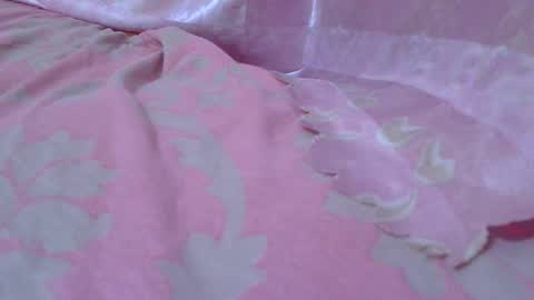 Snapshot of amanda_01_ chatting on September 11, 11:43 am amanda_01_ online show from September 11, 11:43 am