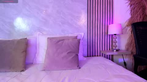 Snapshot of amanda_26 chatting on September 14, 1:58 am Luisa online show from September 14, 1:58 am