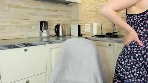 Amanda   insta amanda    grey online show from April 24, 6:00 pm