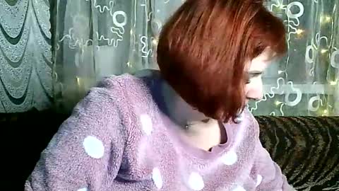Snapshot of amanda__lawson chatting on October 2, 8:47 pm Amanda online show from October 2, 8:47 pm