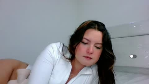 Snapshot of amanda_callum_ chatting on January 5, 12:42 am Katha online show from January 5, 12:42 am