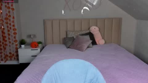 Amanda online show from November 9, 7:26 am