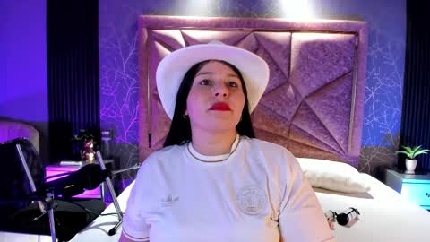 Amanda cruz online show from September 10, 1:27 am