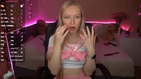 Amanda online show from January 17, 7:38 am