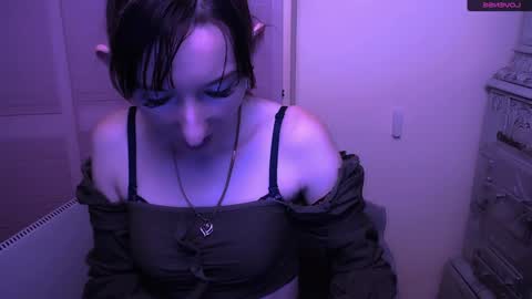Snapshot of amandasentin chatting on December 31, 1:52 pm Amanda online show from December 31, 1:52 pm