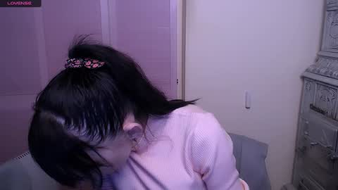 Snapshot of amandasentin chatting on December 19, 8:24 am Amanda online show from December 19, 8:24 am