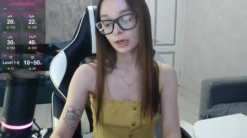 Snapshot of amaneli chatting on February 28, 1:36 pm Mila online show from February 28, 1:36 pm