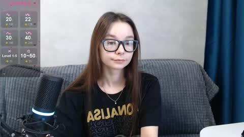 Snapshot of amaneli chatting on January 27, 11:22 am Mila online show from January 27, 11:22 am