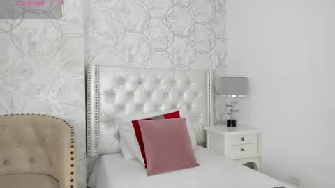 Snapshot of amara_rousse chatting on September 12, 12:01 pm amara_rousse online show from September 12, 12:01 pm
