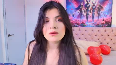 Snapshot of amara_vega chatting on February 10, 11:46 am Amara Vega online show from February 10, 11:46 am