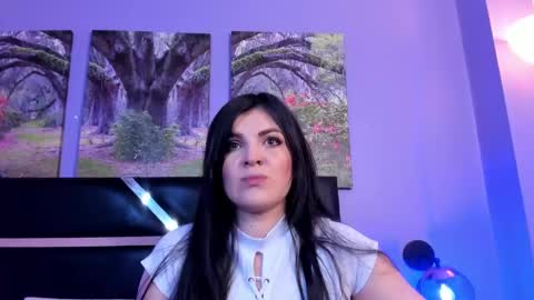 Snapshot of amara_vega chatting on January 31, 9:27 am Amara Vega online show from January 31, 9:27 am