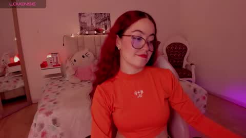 amaraa_couper1 online show from February 5, 4:04 am