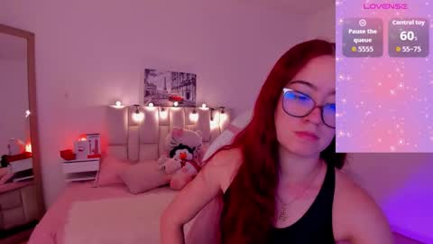 amaraa_couper1 online show from December 19, 4:16 am