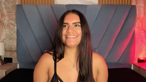 amarahanks_ online show from November 10, 5:52 pm