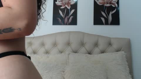 Snapshot of amaranta_f00x chatting on February 8, 12:50 pm Amaranta online show from February 8, 12:50 pm