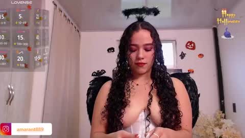 Snapshot of amaranta_f00x chatting on October 14, 12:52 pm Amaranta online show from October 14, 12:52 pm