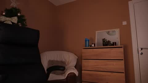 amateur_fitbabex online show from December 18, 7:13 am