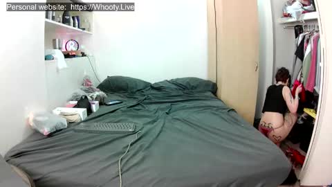 Kissra online show from October 2, 10:37 pm