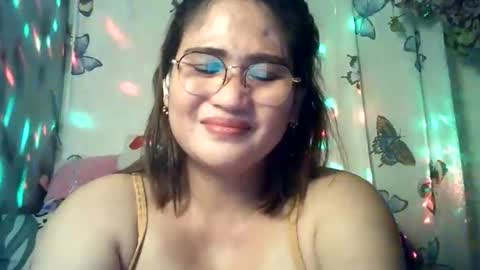 amazing angel online show from March 12, 5:37 pm