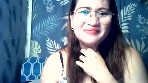 Snapshot of amazing_angel22 chatting on October 2, 10:04 pm amazing angel online show from October 2, 10:04 pm