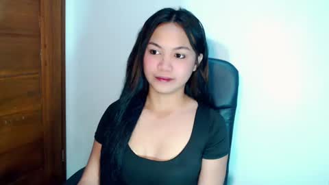 reign online show from July 27, 5:21 pm