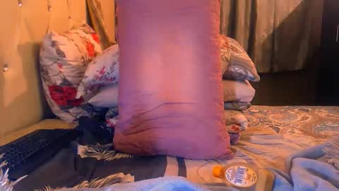 amazingmelons online show from May 15, 8:33 pm