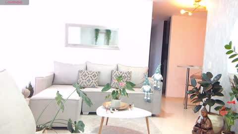 Snapshot of ambarhill chatting on December 15, 10:15 pm Ambar online show from December 15, 10:15 pm