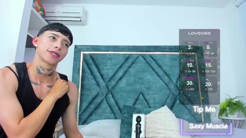 Snapshot of amber_adams_ chatting on March 5, 4:57 am Amber online show from March 5, 4:57 am