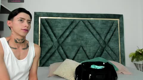Snapshot of amber_adams_ chatting on February 3, 1:19 pm Amber online show from February 3, 1:19 pm